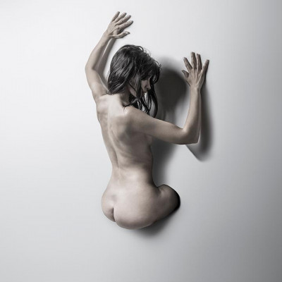 the wall 23 dissociation